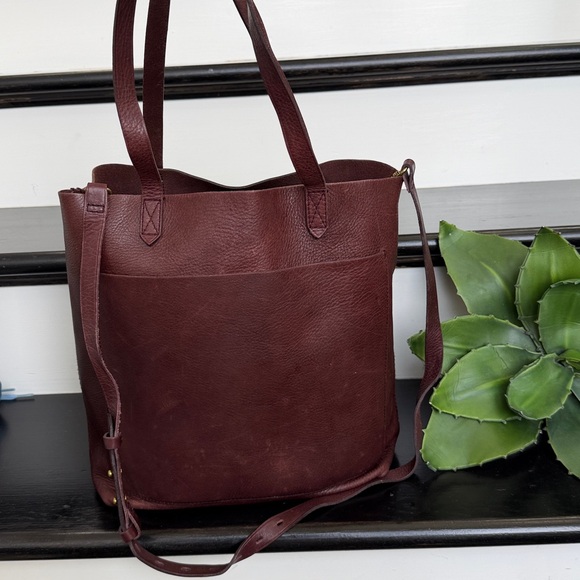 Madewell, genuine, leather shoulder tote, Crossbody Travel, soft luxurious - Picture 2 of 9